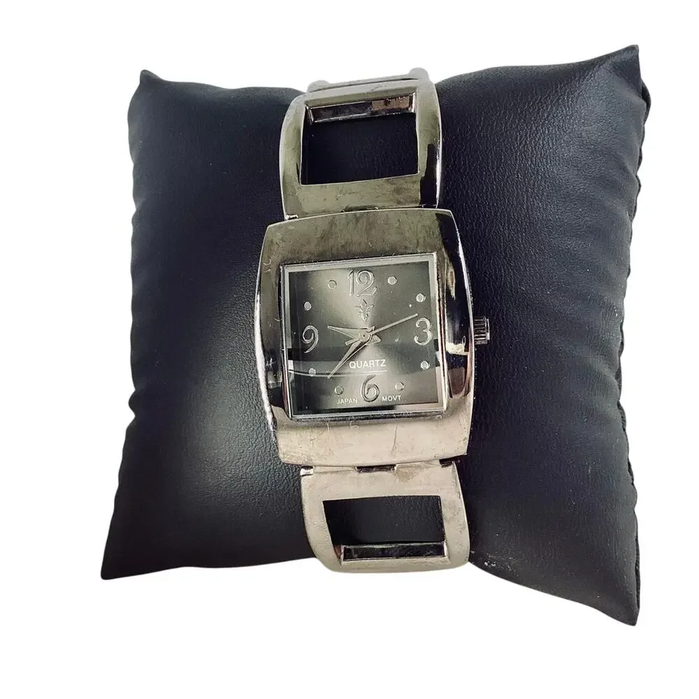 Fleur de Lis Snap Bracelet Watch